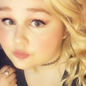 Meet your Posher, Alexandra